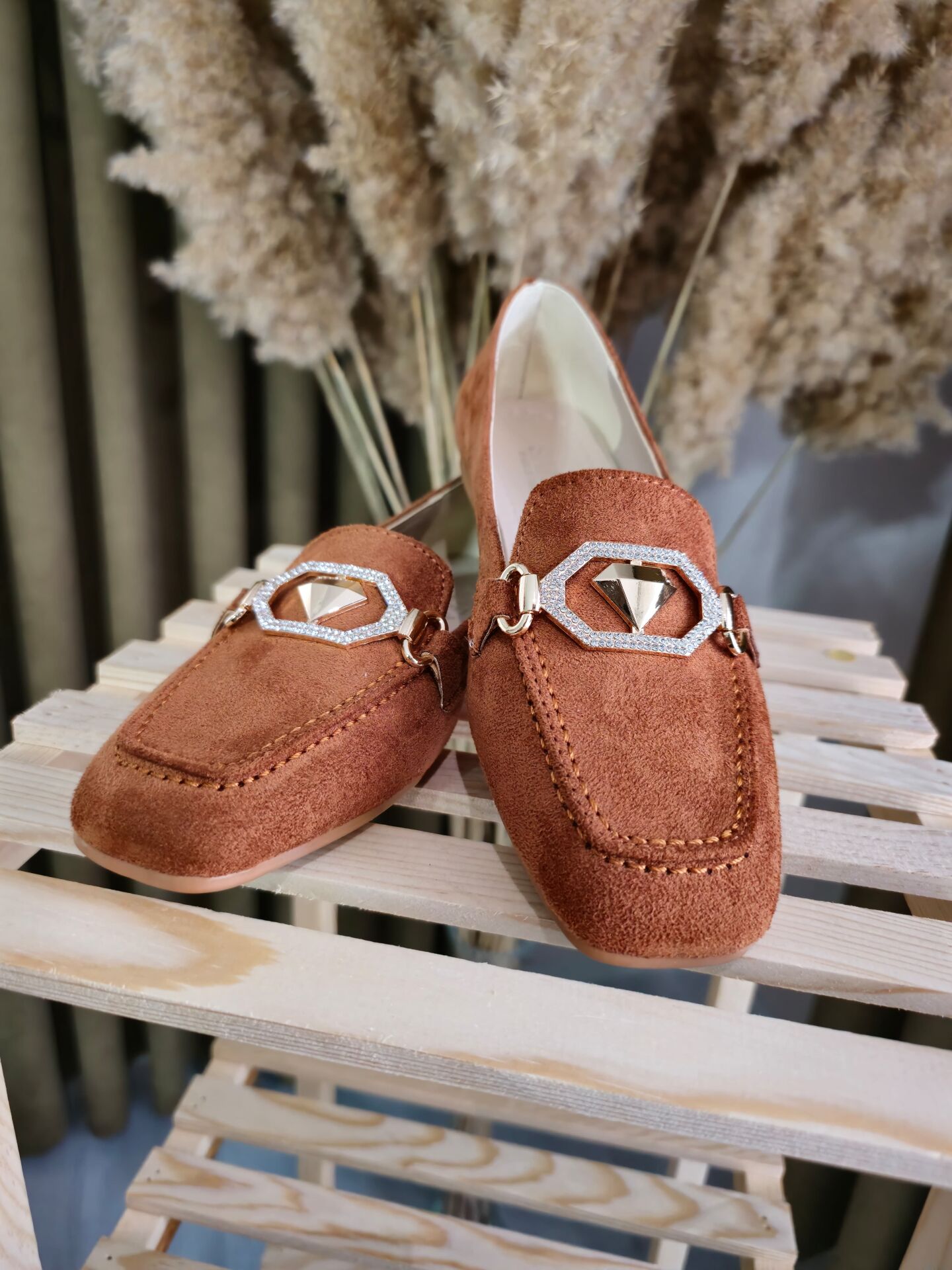 KADIN TAŞLI TOKALI SÜET BABET