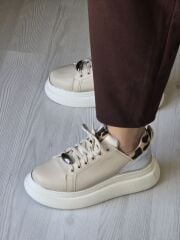 KADIN LEOPAR DESENLİ KALIN TABAN SNEAKER (KREM)