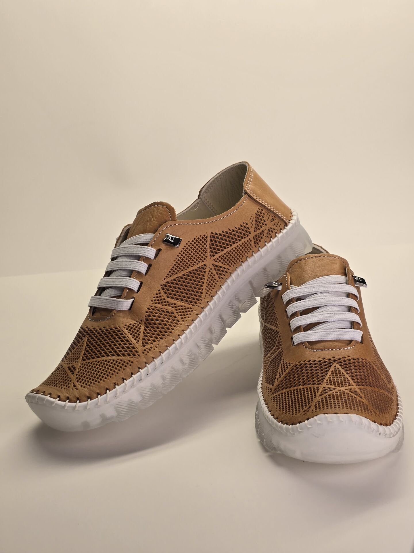 Kadın Ortopedik Jel Taban Günlük Rahat Hakiki Deri Ayakkabı (Taba)