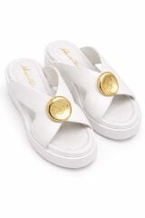 Melinta Gold Detay Dolgu Topuk Beyaz Kadın Terlik