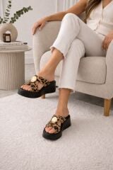 Melinta Gold Detay Dolgu Topuk Leopar Desen Kadın Terlik