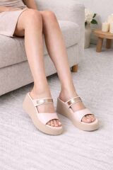 Melinta Gold Kemerli Bej Dolgu Topuk Terlik