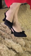 Melinta Fiyonklu Siyah Klasik Topuklu Ayakkabı