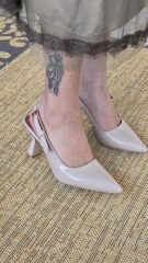 Melinta Bej Tokalı Klasik Topuklu Ayakkabı