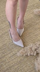 Melinta Bej Tokalı Klasik Topuklu Ayakkabı