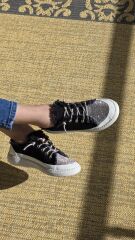 Melinta Taşlı Düz Taban Kadın Siyah Kot Sneakers