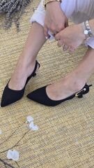 Melinta Siyah Kısa Topuklu Tokalı Ayakkabı