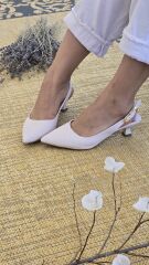 Melinta Ekru Kısa Topuklu Tokalı Ayakkabı
