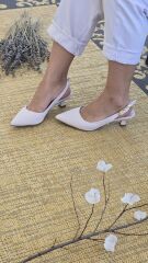 Melinta Ekru Kısa Topuklu Tokalı Ayakkabı