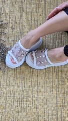 Melinta Zımba Detay Dolgu Topuklu Beyaz Kadın Terlik