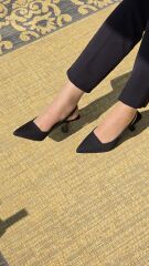 Melinta Yandan Lastikli Sivri Burun Siyah Topuklu Ayakkabı