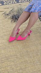 Melinta Yandan Lastikli Sivri Burun Fuşya Topuklu Ayakkabı