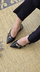 Melinta Siyah Rugan Çapraz Bantlı Tokalı Kadın Blok Topuklu Ayakkabı