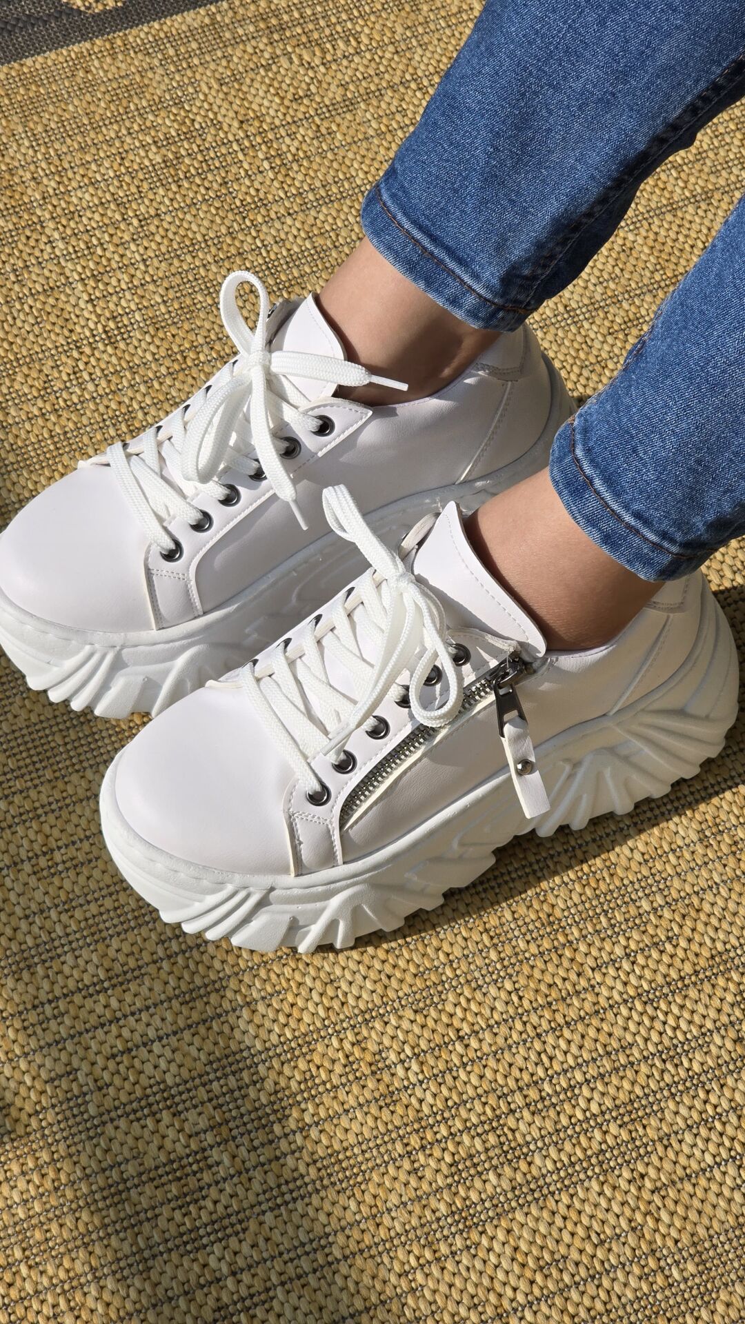 Melinta Kadın Sneakers Bağcıklı Dolgu Tabanlı Spor Ayakkabı