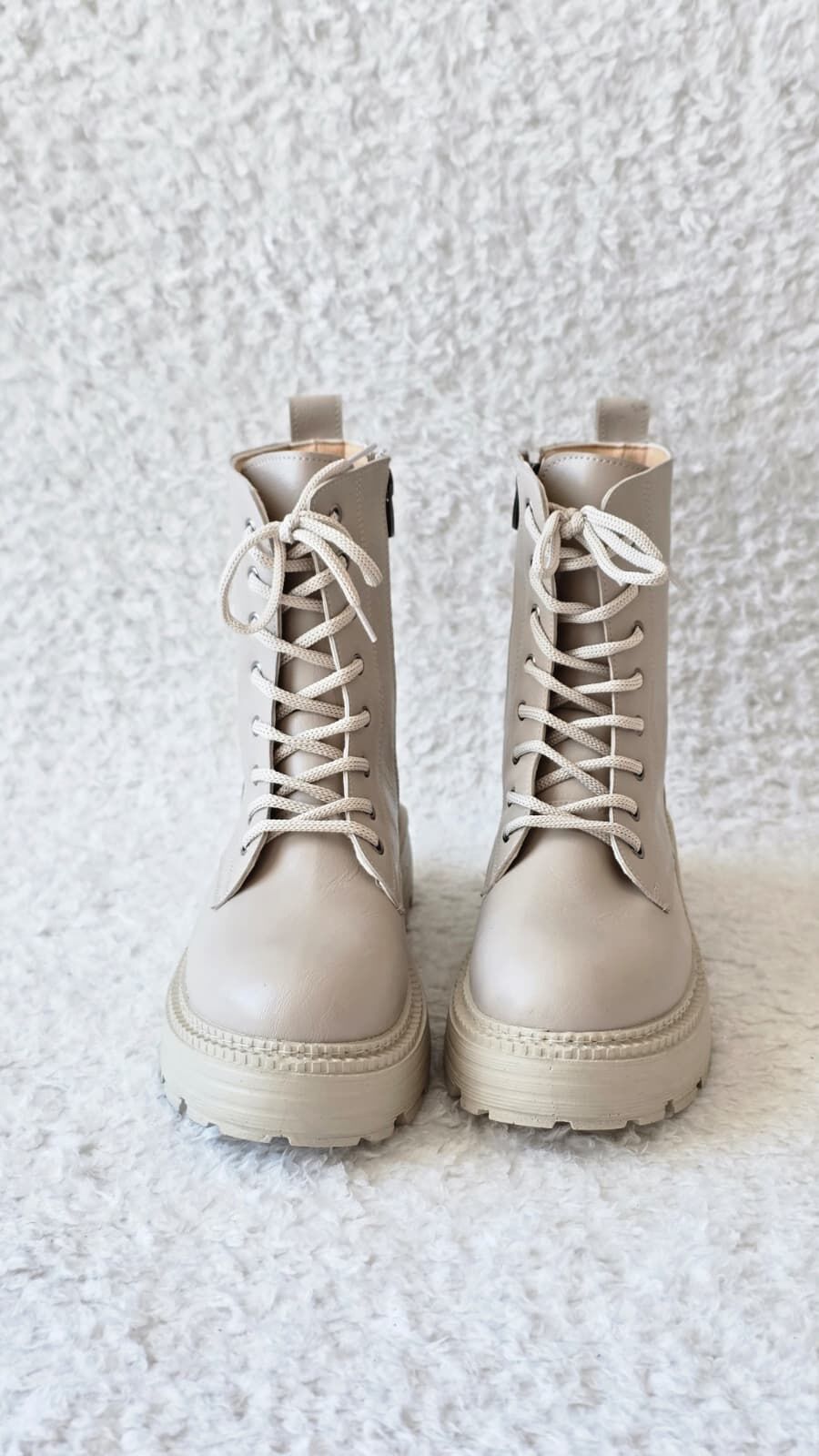 Melinta Fermuarlı Bej Bağcıklı Kadın Bot