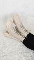 Melinta Kalın Topuklu Bağcıklı Kadın Bej Süet Bot