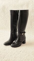 Melinta Siyah Fermuarlı Toka Detaylı Siyah Çizme