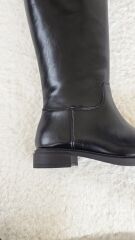 Melinta Tokalı Fermuarsız Siyah Binici Çizme