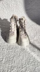 Melinta Kalın Taban Bağcıklı Fermuarlı Bej Bot